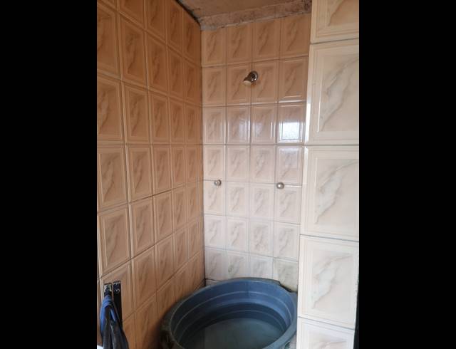 1 BEDROOM HOUSE FOR SALE IN STRETFORD